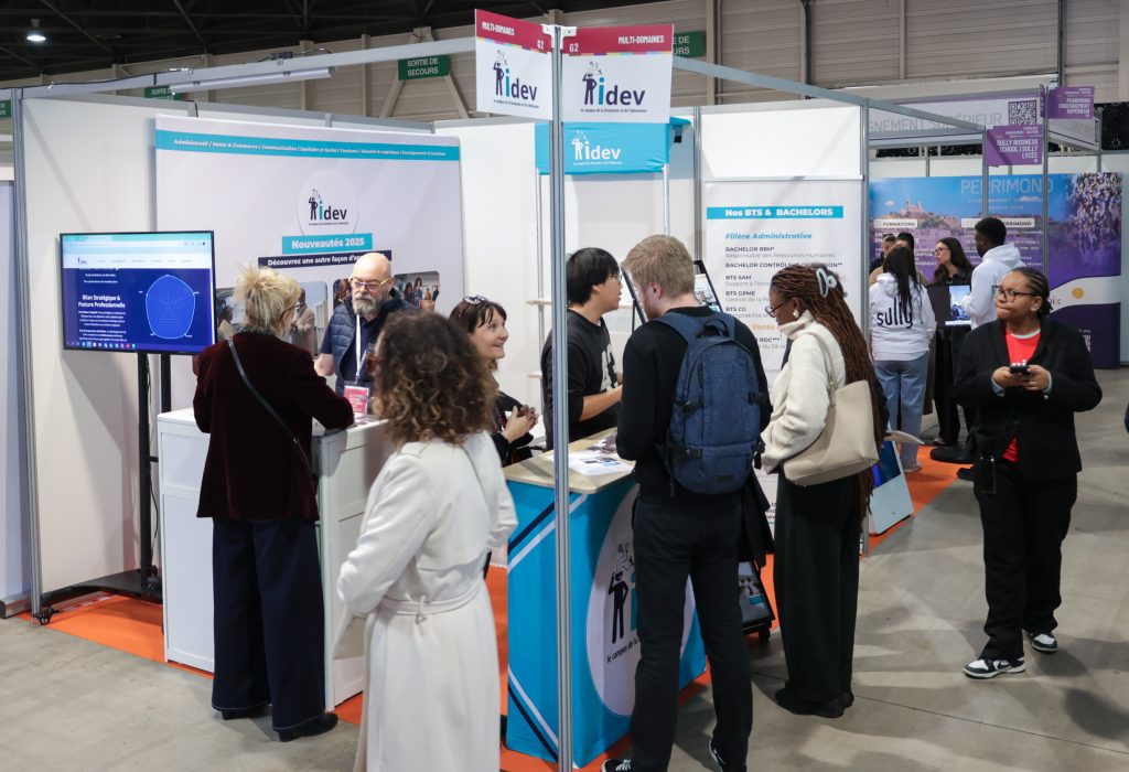 IDEV Formation au Salon de l’Étudiant en mars